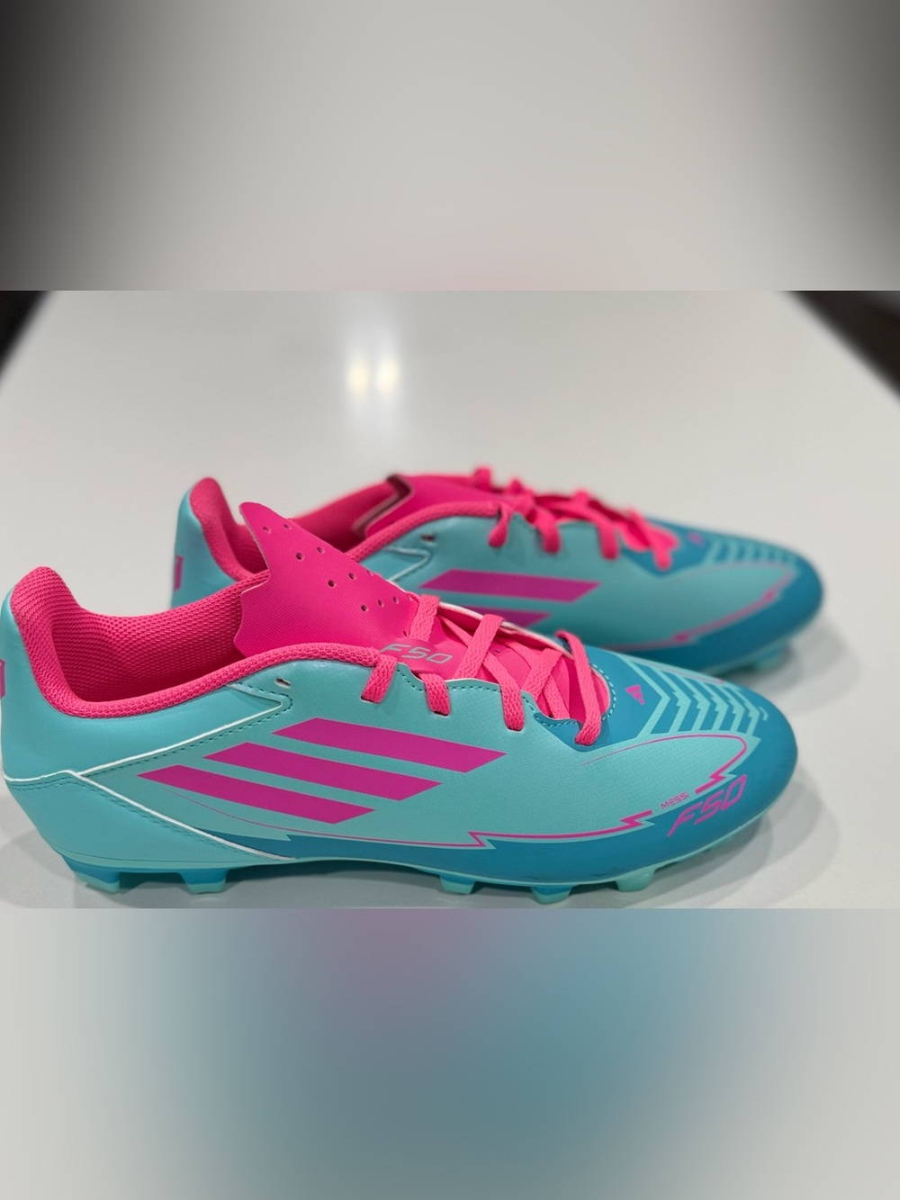 adidas Messi F50 UNISEX Soccer Cleats Blue/Pink MEN’s 9 WOMEN’s 10